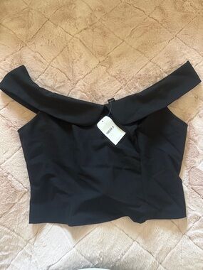Forever 21 Black Off-the-Shoulder Cropped Top